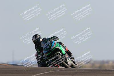 media/Dec-04-2022-CVMA (Sun) [[e38ca9e4fc]]/Race 12 500 Supersport-350 Supersport/